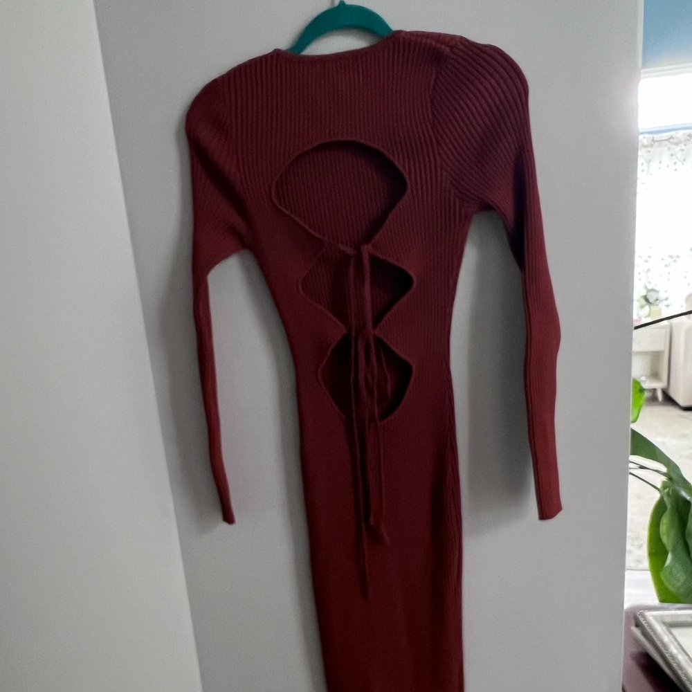 NWT | MINKPINK Alba Knit Midi V-neck Long Sleeve Bodycon Backlesss Dress, Size M - Picture 6 of 6